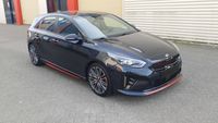 Kia pro ceed gt chrome delete en rode details